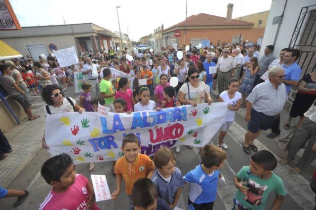 El colegio de la aljorra no es una prioridad para el gobierno barreiro, las fiestas si