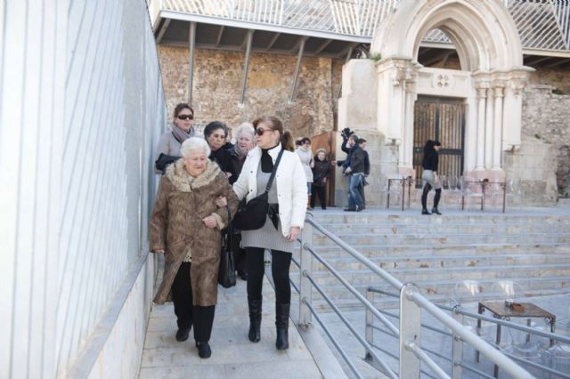 Jornada solidaria con los enfermos de alzheimer en la Catedral