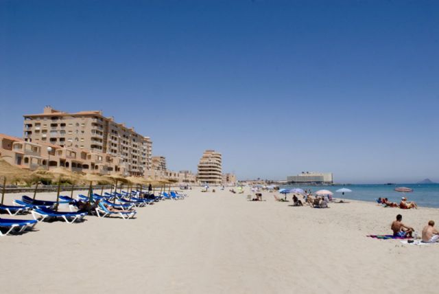 El turismo senior vuelve a desembarcar este año en nuestras playas