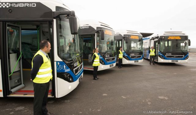 Los nuevos autobuses híbridos ahorrarán un 39% de combustible