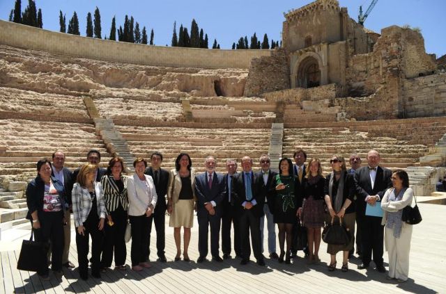 SPCT exige a Barreiro que aclare quién pagó la comida de los responsables de Cultura del PP celebrada en Cartagena