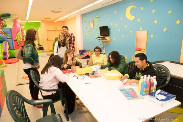 La ADLE recibe a los socios del proyecto ISOL sobre formación con enfermos mentales