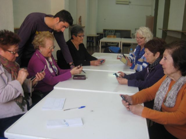 Los mayores progresan adecuadamente en nuevas tecnologías