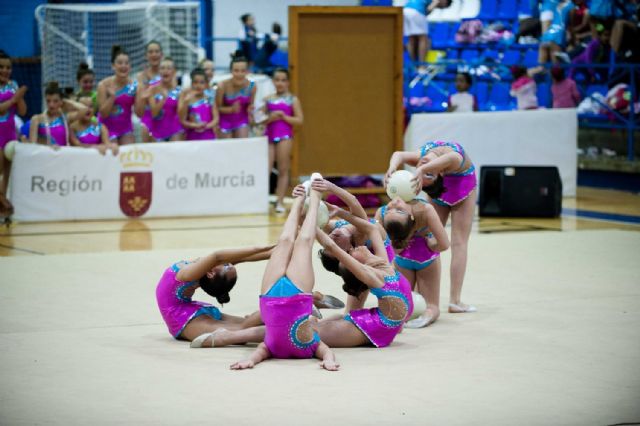 600 alumnos participan en la XXXV Competición Escolar de Gimnasia Rítmica
