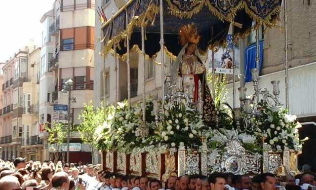 La Cofradía de NP Jesús Resucitado otro año más llena las calles de Cartagena