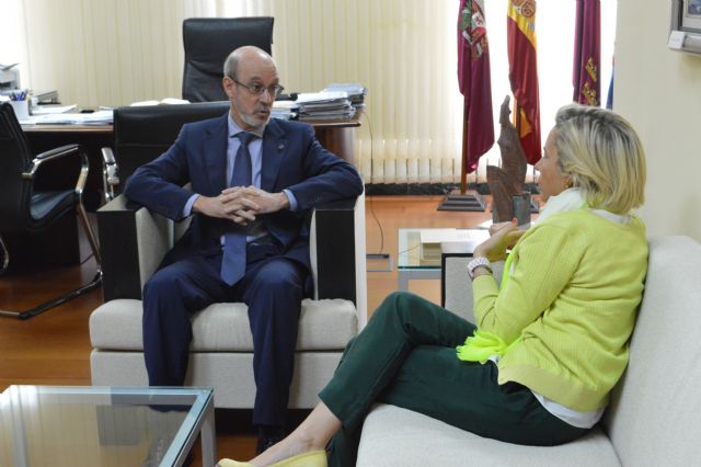 La UPCT y la Consejería de Agricultura impulsarán los trabajos de investigación para el sector agrario