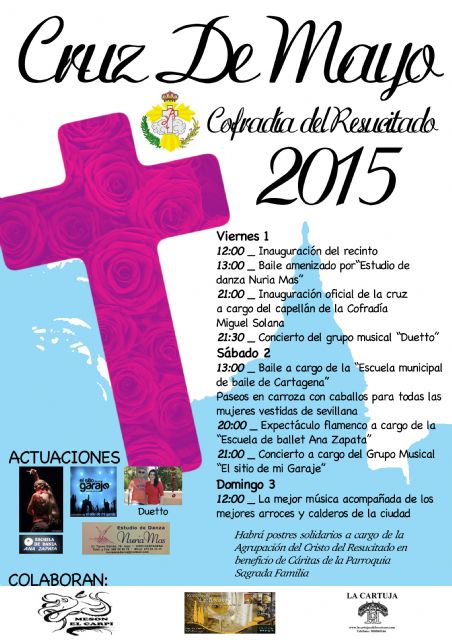 La cofradía de Nuestro Padre Jesús Resucitado prepara las cruces de mayo con sus mejores gala