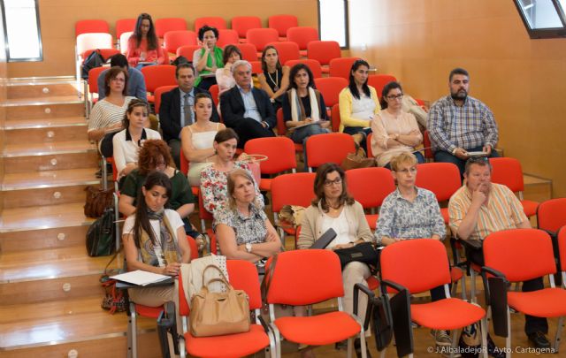 El CAVI se acerca a los centros de secundaria