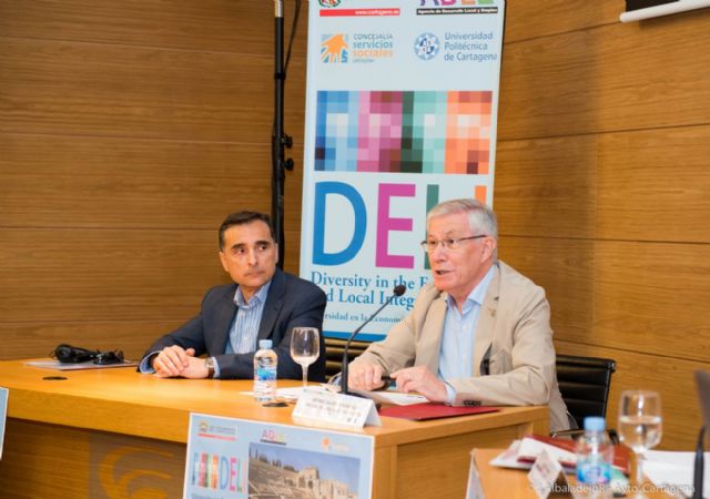 Un estudio de la UPCT revela la situación de los emprendedores migrantes en Cartagena