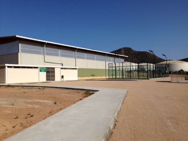 El pabellón municipal de Alumbres comienza a funcionar