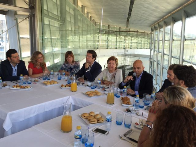 El PP ofrece a los emprendedores  financiación, instrumentos e ideas para crear empresas