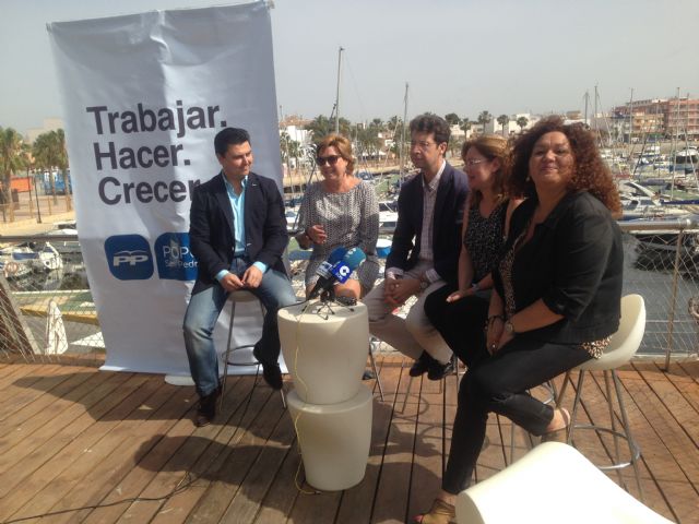 El  PP trabajará para hacer del Mar Menor una potencia nacional en turismo de salud