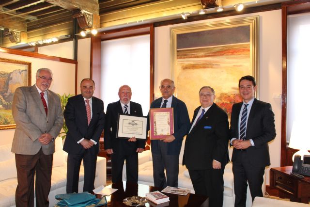 Alberto Garre, nombrado presidente de Honor de la Asociación Procesionista del Año y de la Sociedad Económica de Amigos del País, de Cartagena