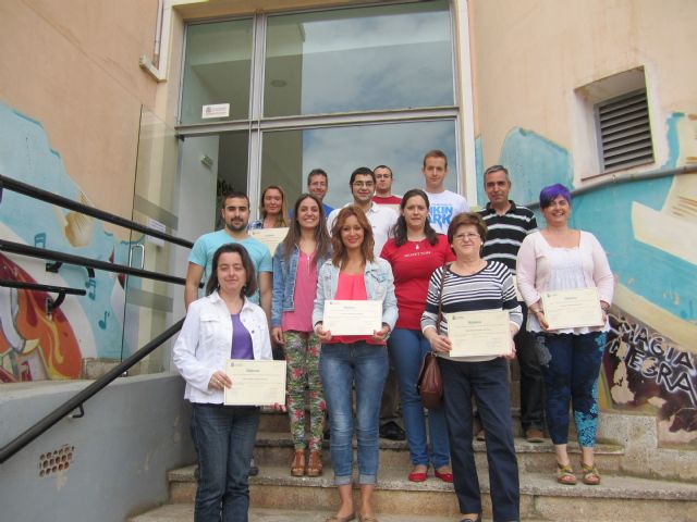 Veinte alumnos finalizan los cursos de Ofimática Avanzada y Presentaciones Digitales