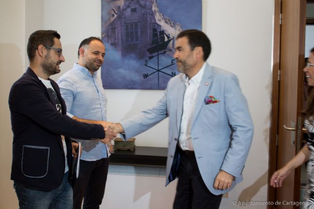 El Ayuntamiento apoya a los gestores del Cartagena para que siga habiendo fútbol en la ciudad