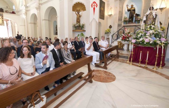 Los pescadores procesionaron a su patrona, la Virgen del Carmen