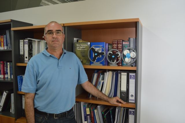 Una universidad norteamericana ficha a un catedrático de la UPCT para investigar sobre engranajes