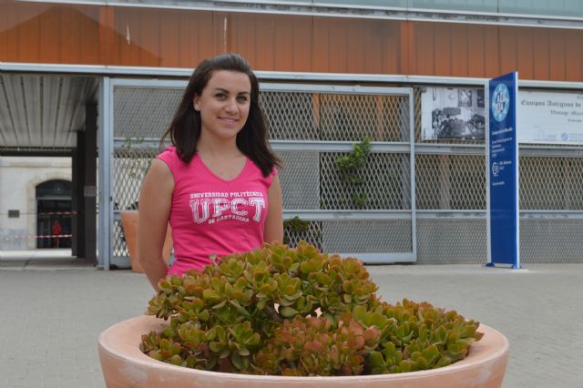 Una estudiante de la Escuela de Teleco logra 25 matrículas de honor