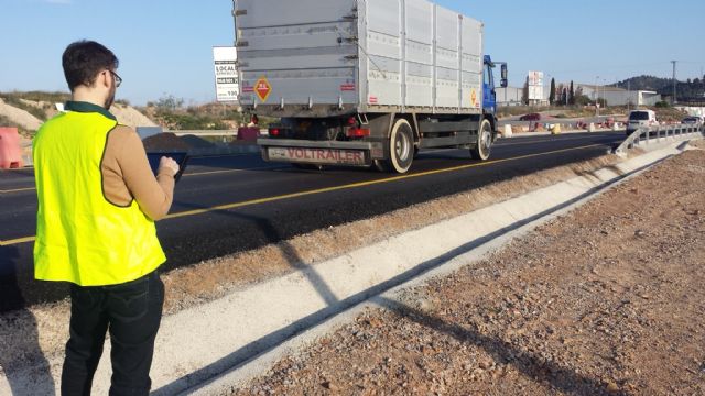 Un alumno y un profesor de la UPCT crean un servicio de transparencia y comunicación en obras urbanas