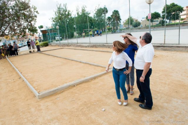 Visita de obras municipales en Los Nietos