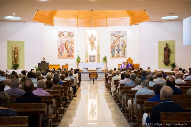 Multitudinaria despedida a Aureliano Gómez Vizcaíno