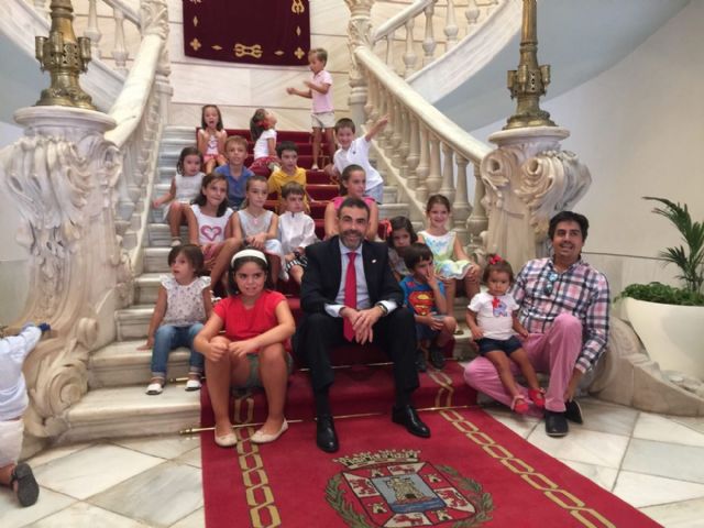 Los pequeños del Círculo Jurídico se divierten en palacio