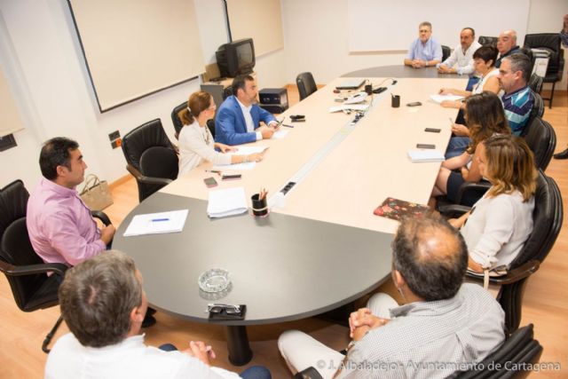 El Ayuntamiento quiere impulsar el pequeño comercio y el tradicional