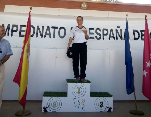 Los arqueros Ãgueda Díaz y David Martín sitúan el deporte cartagenero en lo más alto