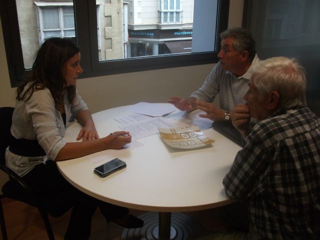 María José Soler mantiene un encuentro con la Coral Carthagonova