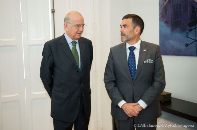 La Fundación Cajamurcia-BMN aporta 25 mil euros para el programa municipal de mayores