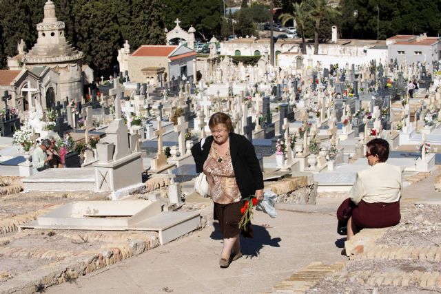 Cartagena se prepara para la festividad de Todos los Santos