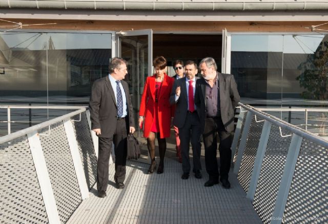 López pide la implicación responsable de los arquitectos en la recuperación urbanística de Cartagena en unas jornadas sobre urbanismo