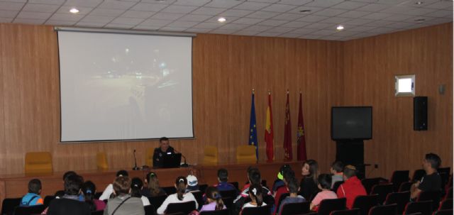 La Policía Local acerca su historia a la sociedad cartagenera