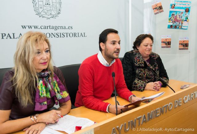 El Centro Cultural Ramón Alonso Luzzy se viste de Navidad