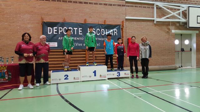 Varios colegios e institutos de Cartagena participaron en la Fase Municipal de Bádminton