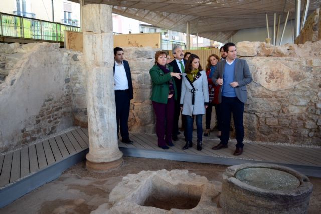 Visita Andrea Levy y Teodoro García al Foro Romano Cartagena