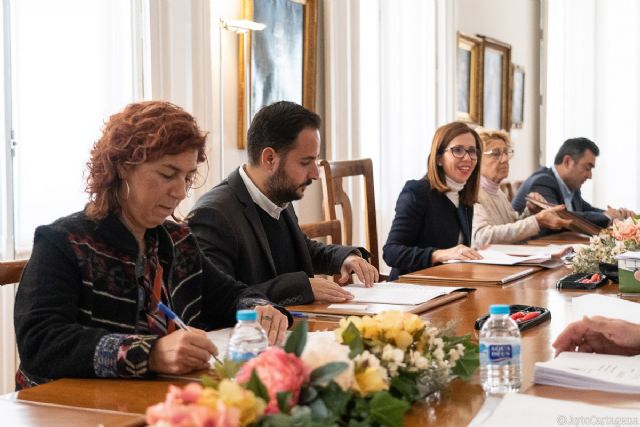 La Junta de Gobierno acuerda la cesión de parte del antiguo colegio de Villalba a Asteamur