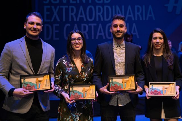 Juventud convoca la V edición del Premio Jóvenes Extraordinarios/as