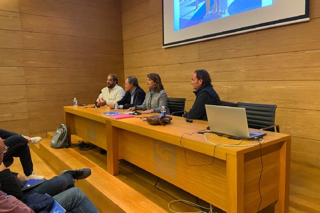 Lleno en el Museo del Teatro Romano de Cartagena para presentar las imágenes submarinas de Javier Murcia