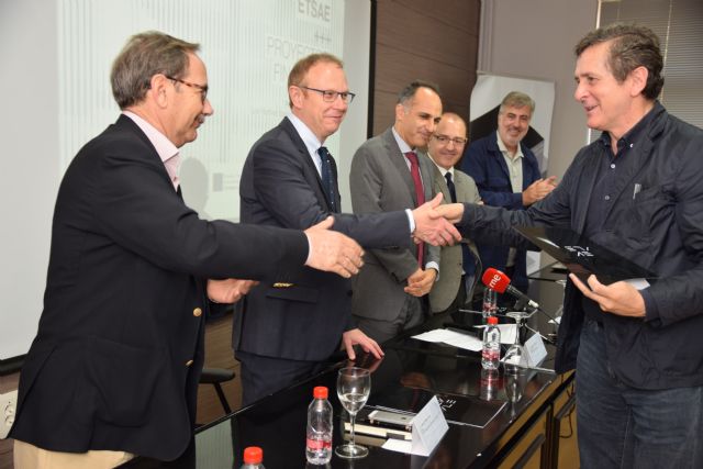 La Politécnica premia y expone los proyectos ganadores para la nueva sede de su Escuela de Arquitectura y Edificación