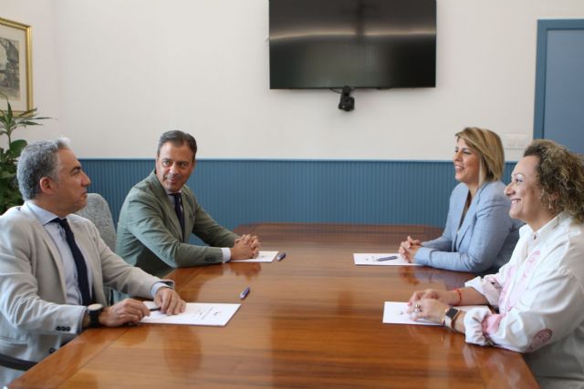 El Gobierno regional reclama el AVE para que Cartagena pueda seguir creciendo como 'gran potencia turística y económica'