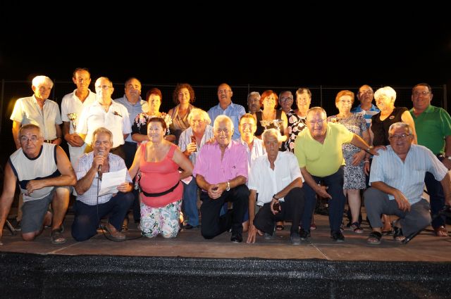 Vista Alegre despidió su semana de fiestas con entrega de trofeos y una animada velada  música