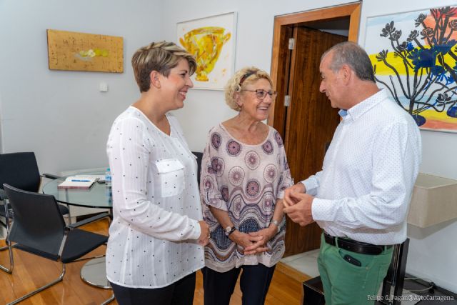 El Ayuntamiento estudiará crear una Comisión de Diálogo Civil con las entidades sociales