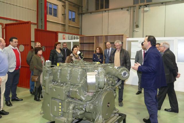 Estrategia Economica reune a empresas y formadores en el CEFIC para adaptar las enseñanzas a la demanda de las industrias