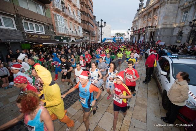 La San Silvestre cartagenera supera los 1.400 participantes en su 36 edicion