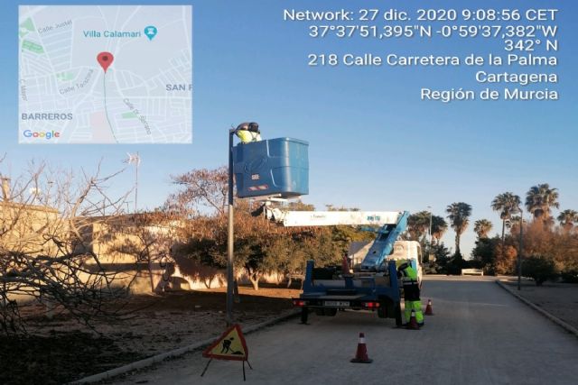 La Concejalía de Infraestructuras renueva 92 luminarias en la Vía Verde