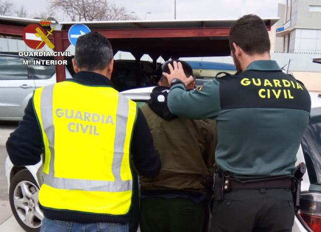 La Guardia Civil detiene a un experimentado delincuente dedicado a robar en viviendas del Campo de Cartagena