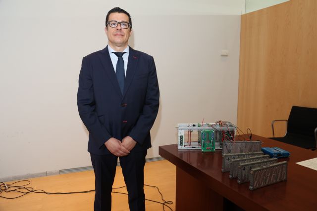 Una tesis de la UPCT propone reutilizar las baterías de coches para almacenar energía renovable en edificios