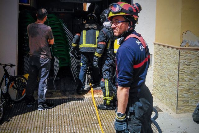Incendio de cochera en Canteras