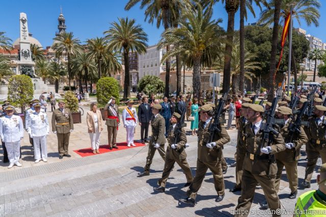 Cartagena conmemora el 2 mayo con un acto militar en el puerto